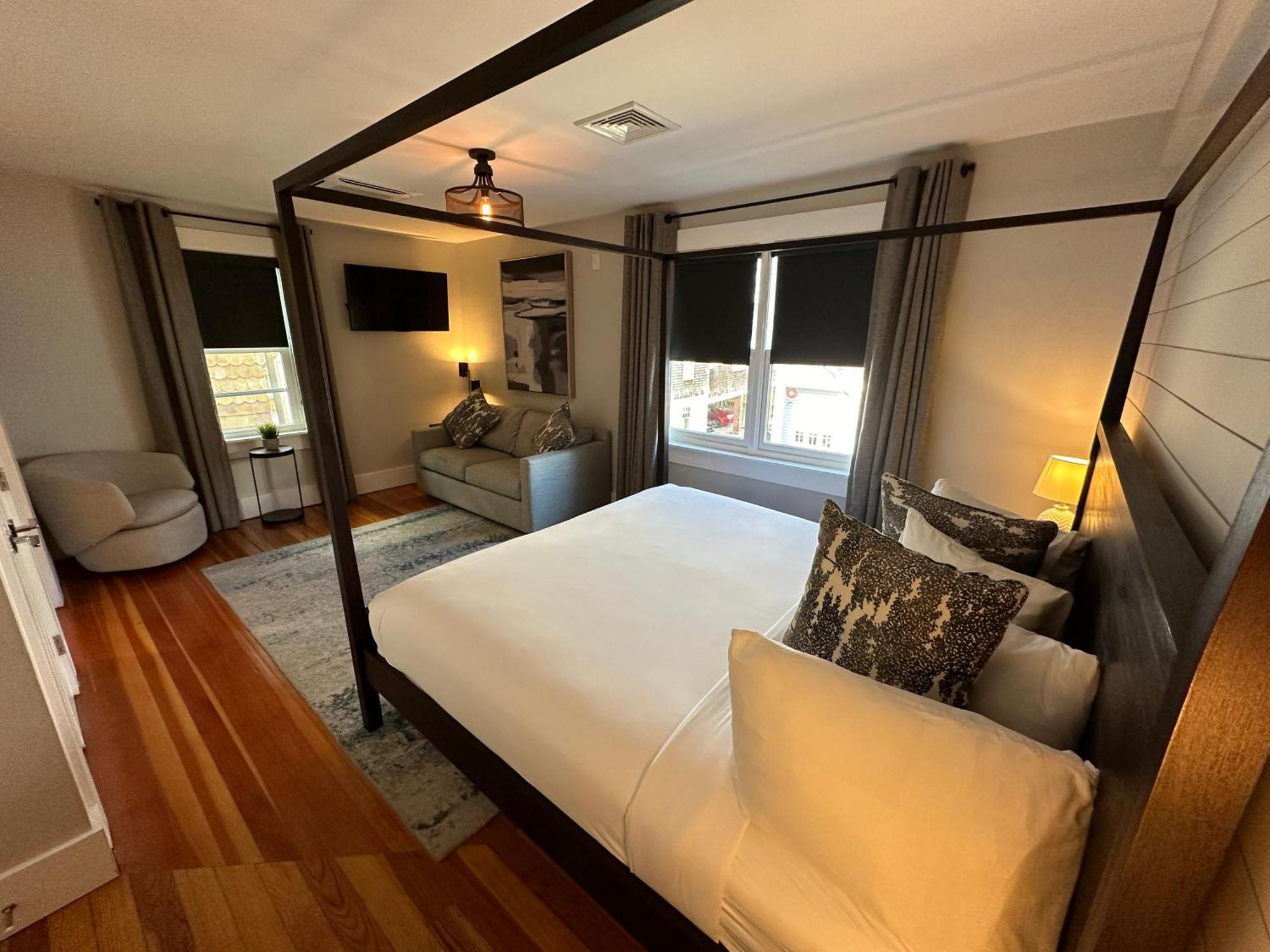 Entire Modern 7 Unit 7 Bath Boutique Inn نيوبورت المظهر الخارجي الصورة