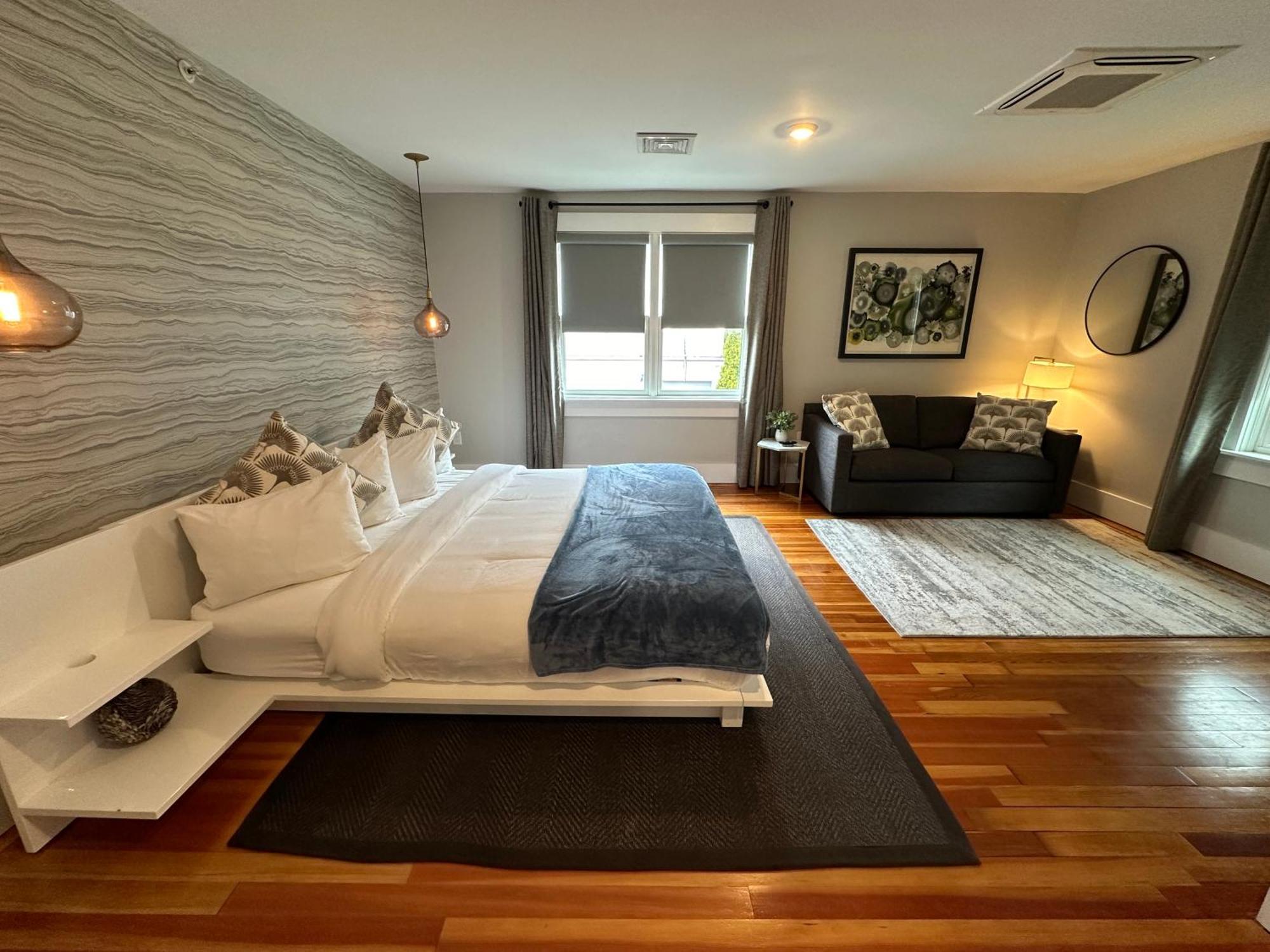 Entire Modern 7 Unit 7 Bath Boutique Inn نيوبورت المظهر الخارجي الصورة