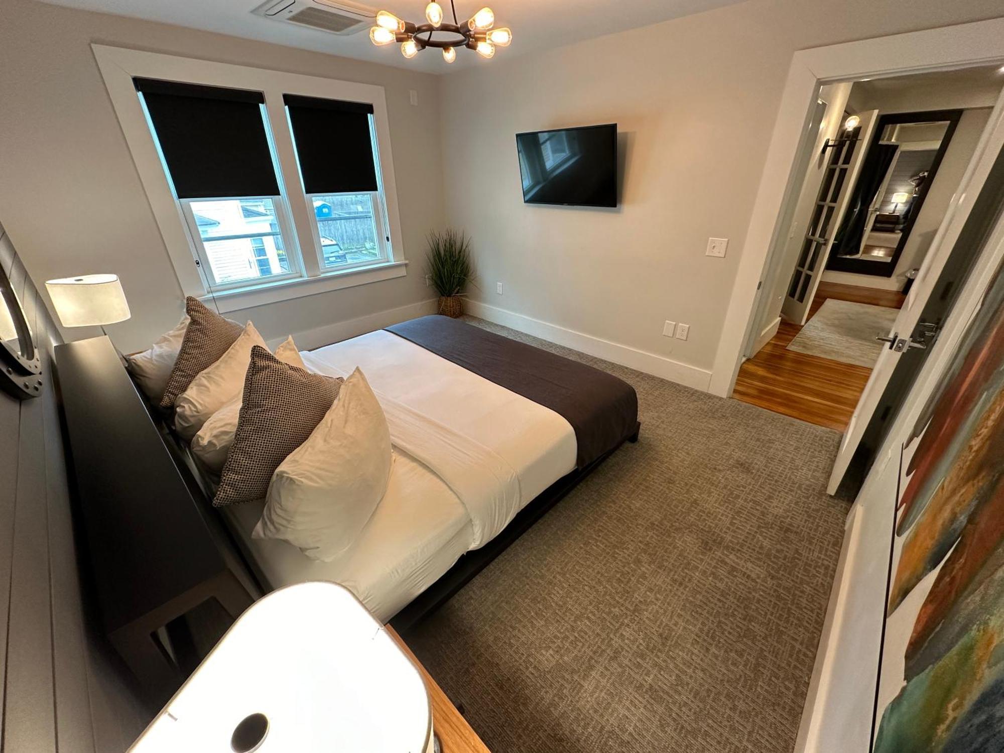 Entire Modern 7 Unit 7 Bath Boutique Inn نيوبورت المظهر الخارجي الصورة