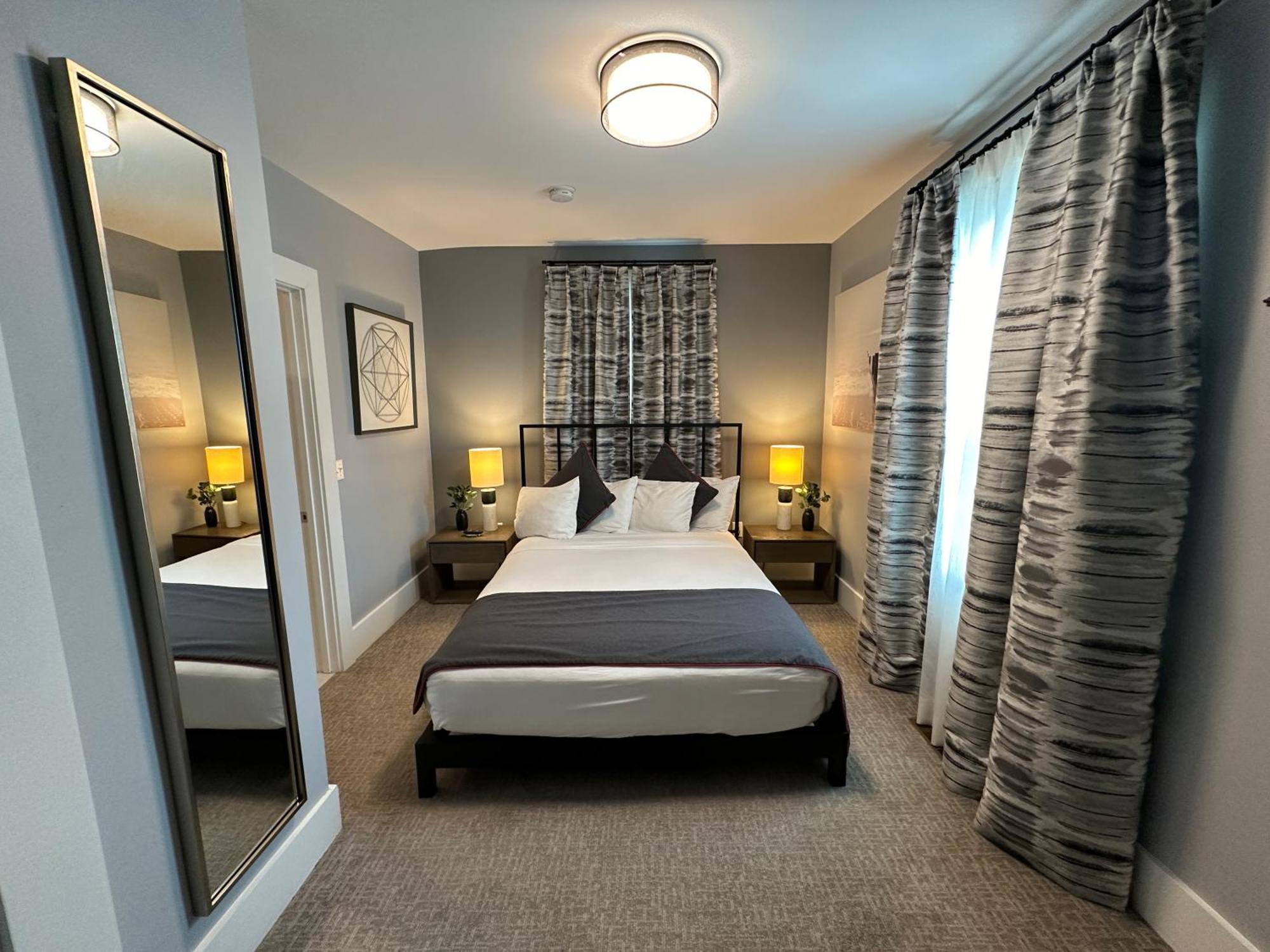 Entire Modern 7 Unit 7 Bath Boutique Inn نيوبورت المظهر الخارجي الصورة