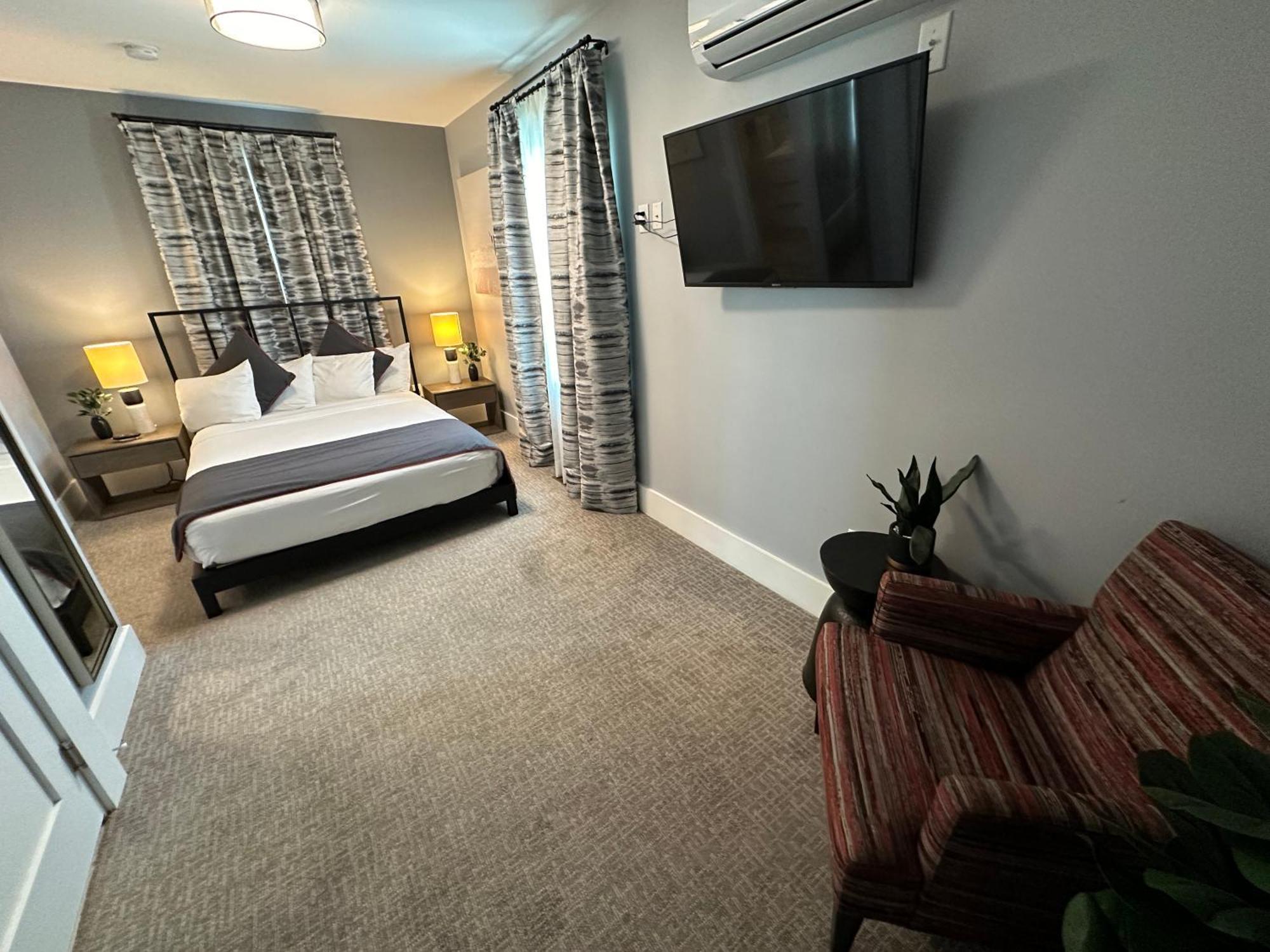 Entire Modern 7 Unit 7 Bath Boutique Inn نيوبورت المظهر الخارجي الصورة
